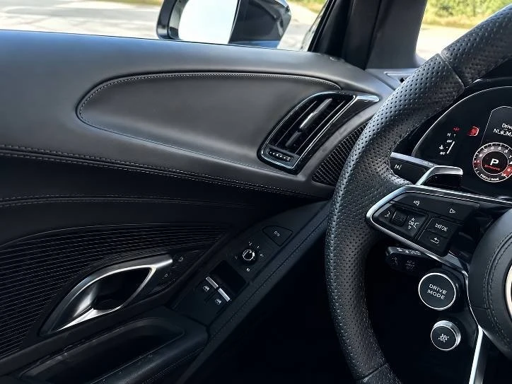 2018 Audi 4S R8 - Image 9 of 10