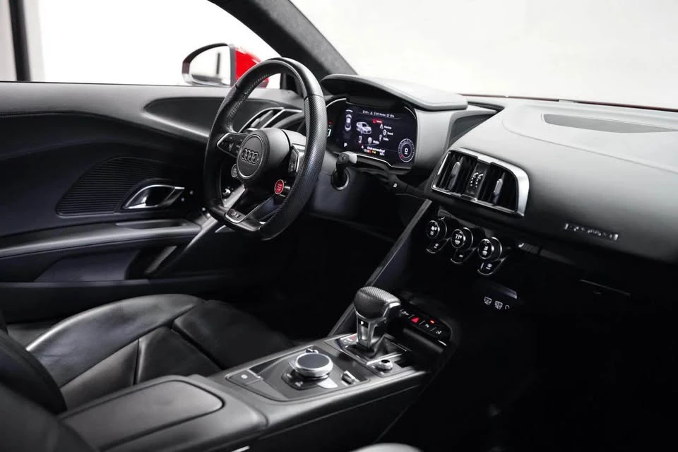 2018 Audi 4S R8 - Image 10 of 12