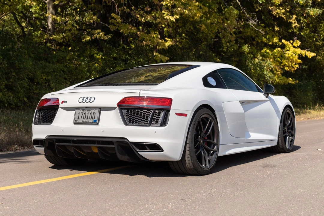 2018 Audi 4S R8 - Image 6 of 31