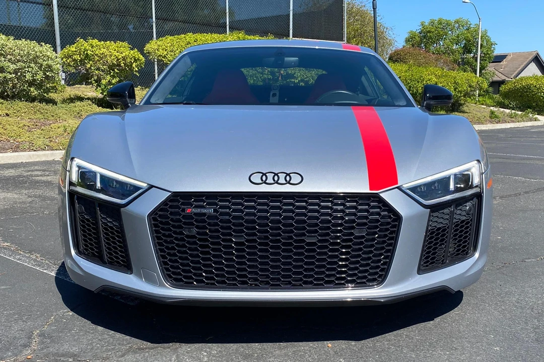 2018 Audi 4S R8 - Image 2 of 31