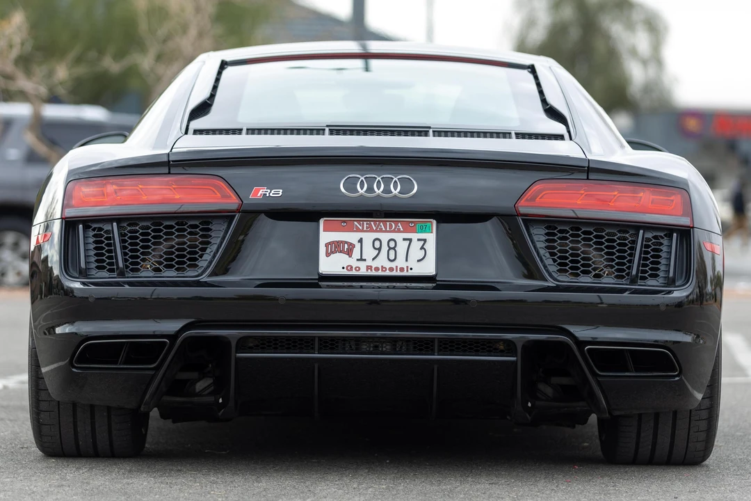 2018 Audi 4S R8 - Image 5 of 31