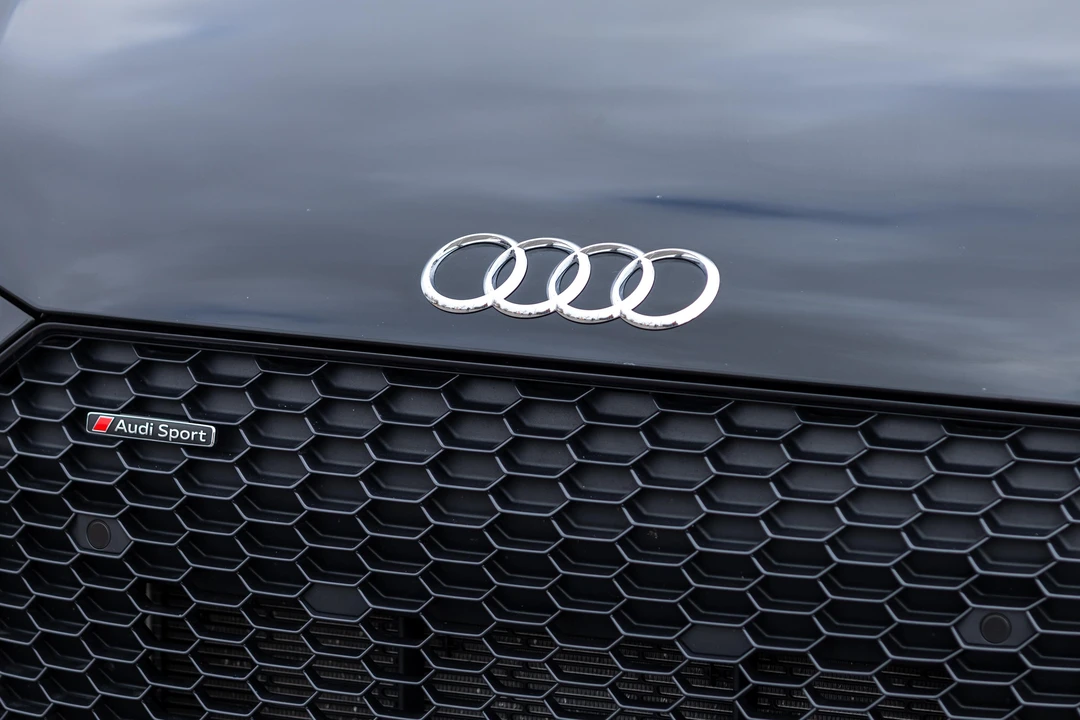 2018 Audi 4S R8 - Image 12 of 31