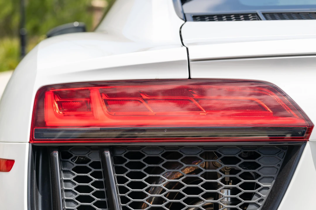 2018 Audi 4S R8 - Image 15 of 31