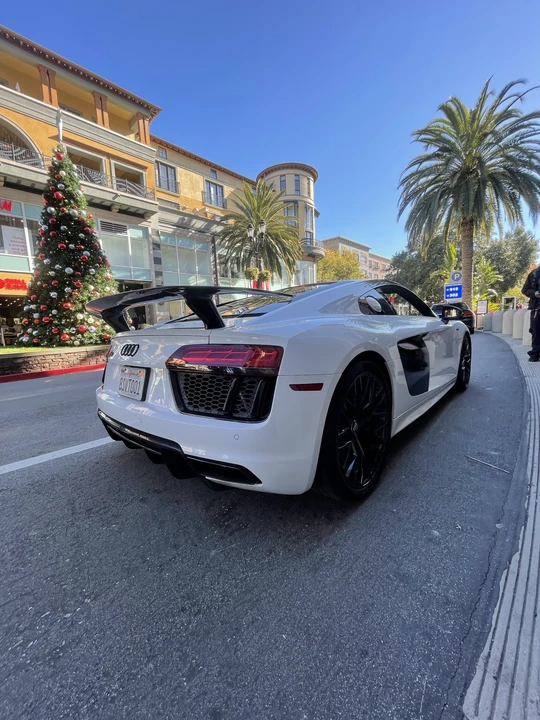 2018 Audi 4S R8 - Image 12 of 17