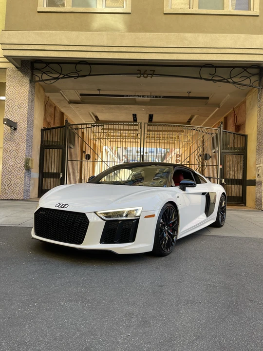 2018 Audi 4S R8 - Image 7 of 17