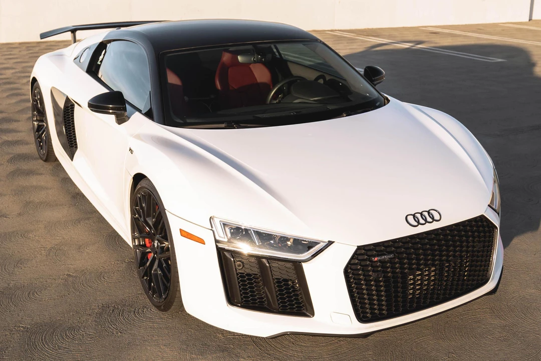 2018 Audi 4S R8 - Image 16 of 17