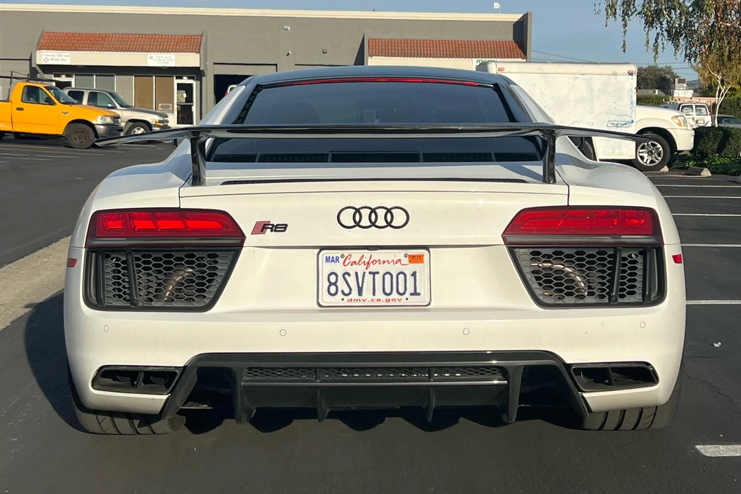 2018 Audi 4S R8 - Image 5 of 17