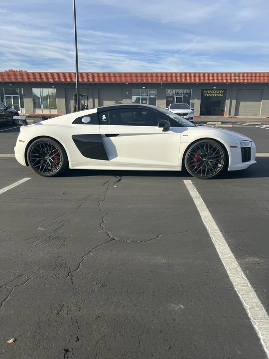 2018 Audi 4S R8 - Image 14 of 17