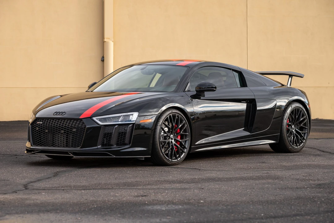 2018 Audi 4S R8 - Image 2 of 31