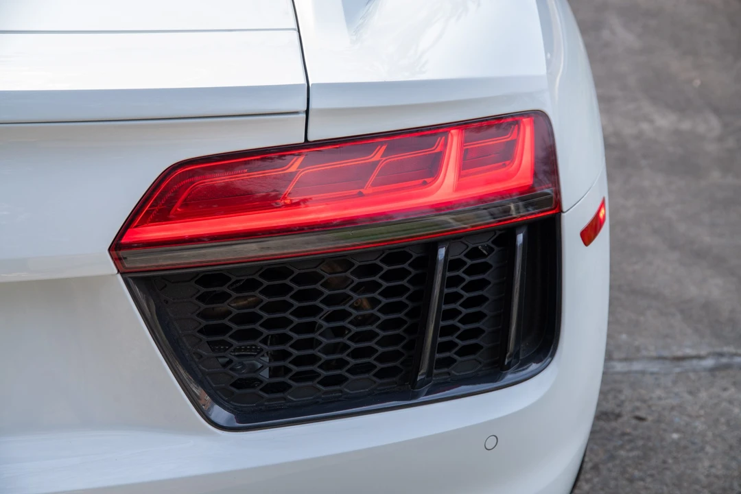 2018 Audi 4S R8 - Image 24 of 31