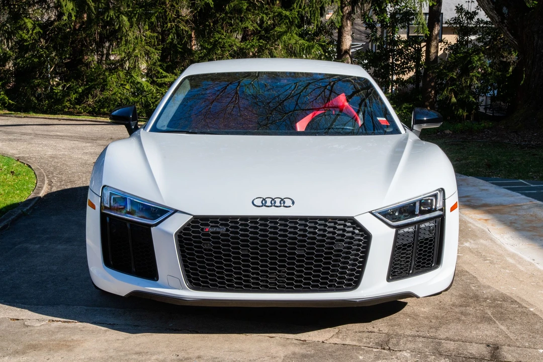 2018 Audi 4S R8 - Image 3 of 31