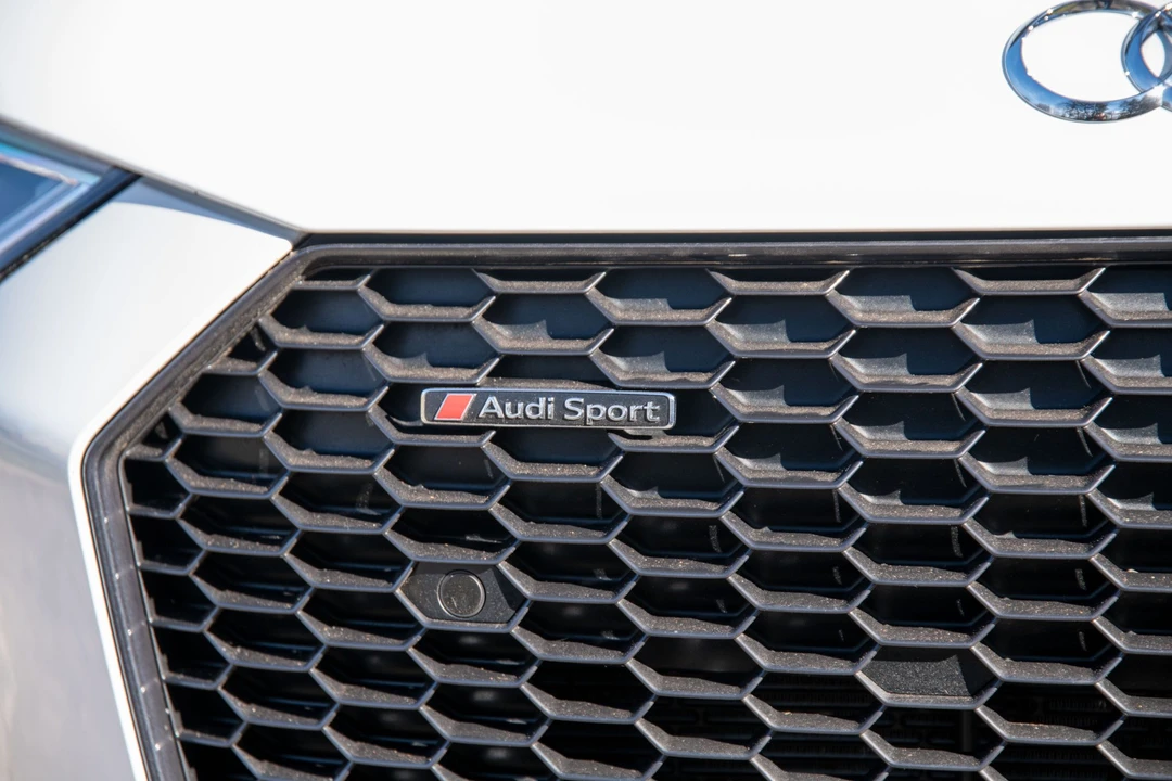 2018 Audi 4S R8 - Image 16 of 31