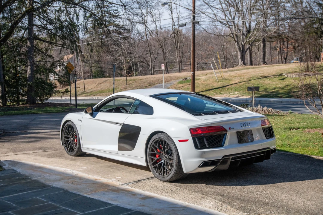 2018 Audi 4S R8 - Image 11 of 31