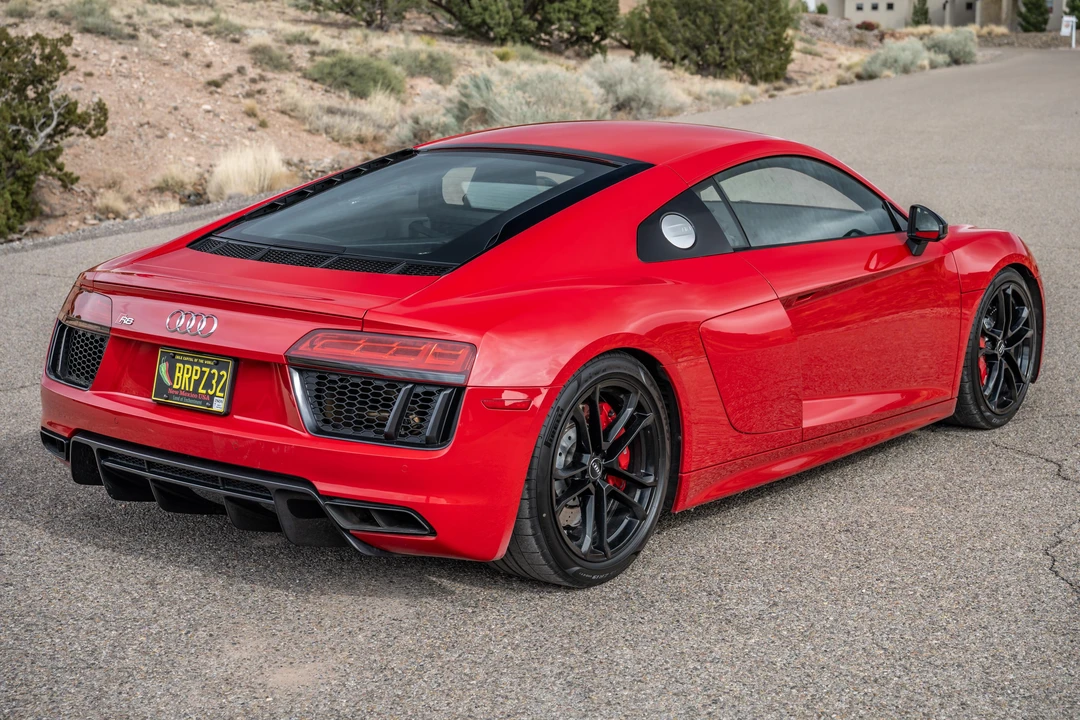 2018 Audi 4S R8 - Image 9 of 31