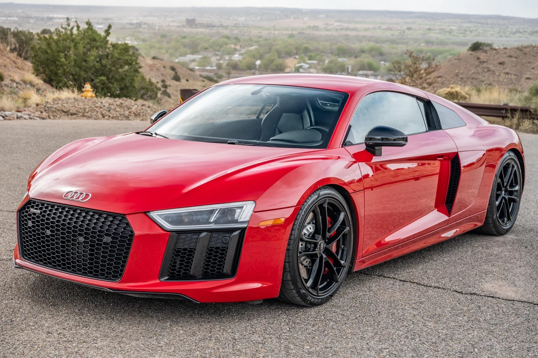 2018 Audi 4S R8 - Image 3 of 31