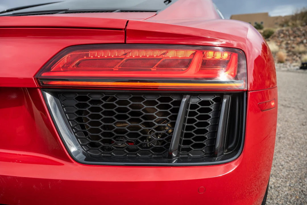 2018 Audi 4S R8 - Image 23 of 31