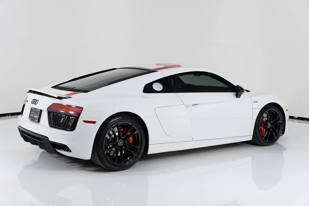 2018 Audi 4S R8 - Image 8 of 31