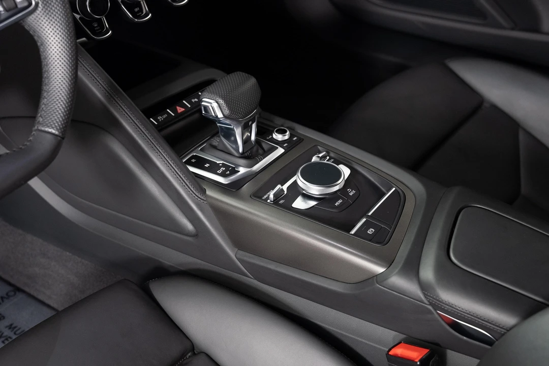 2018 Audi 4S R8 - Image 26 of 31
