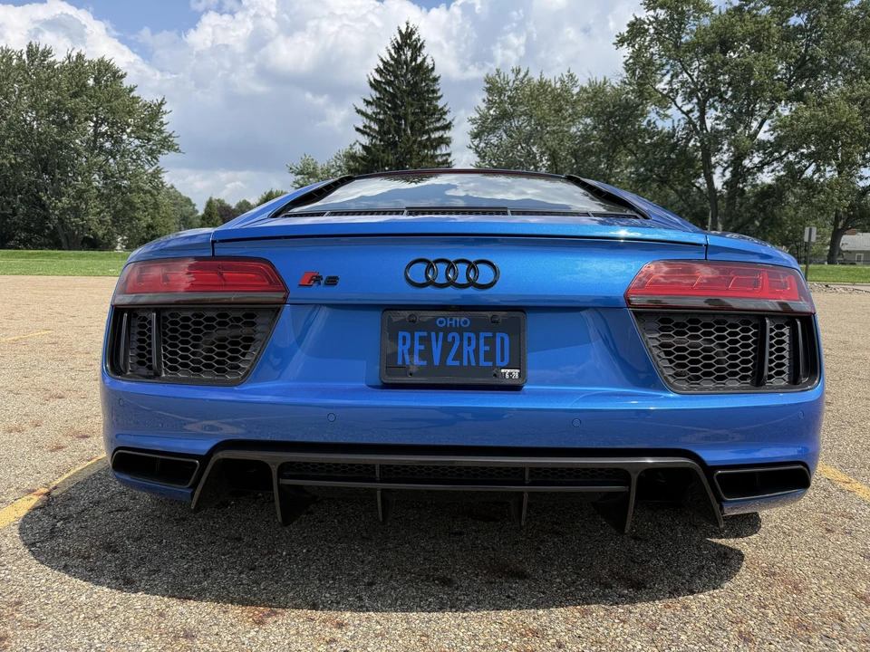 2018 Audi 4S R8 - Image 9 of 31