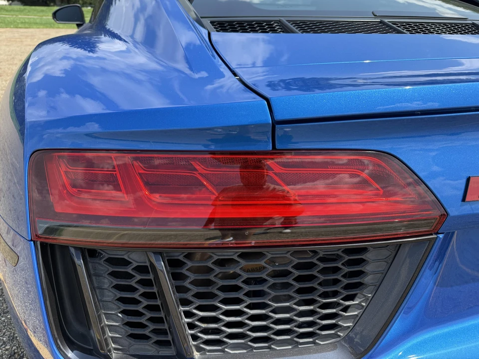2018 Audi 4S R8 - Image 30 of 31