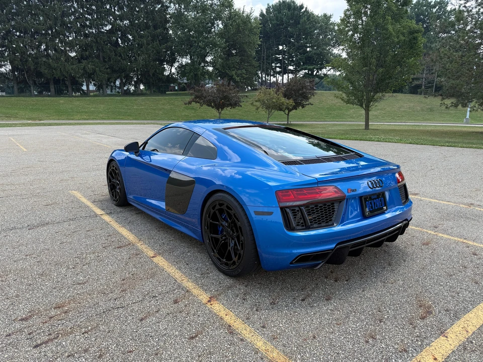 2018 Audi 4S R8 - Image 10 of 31
