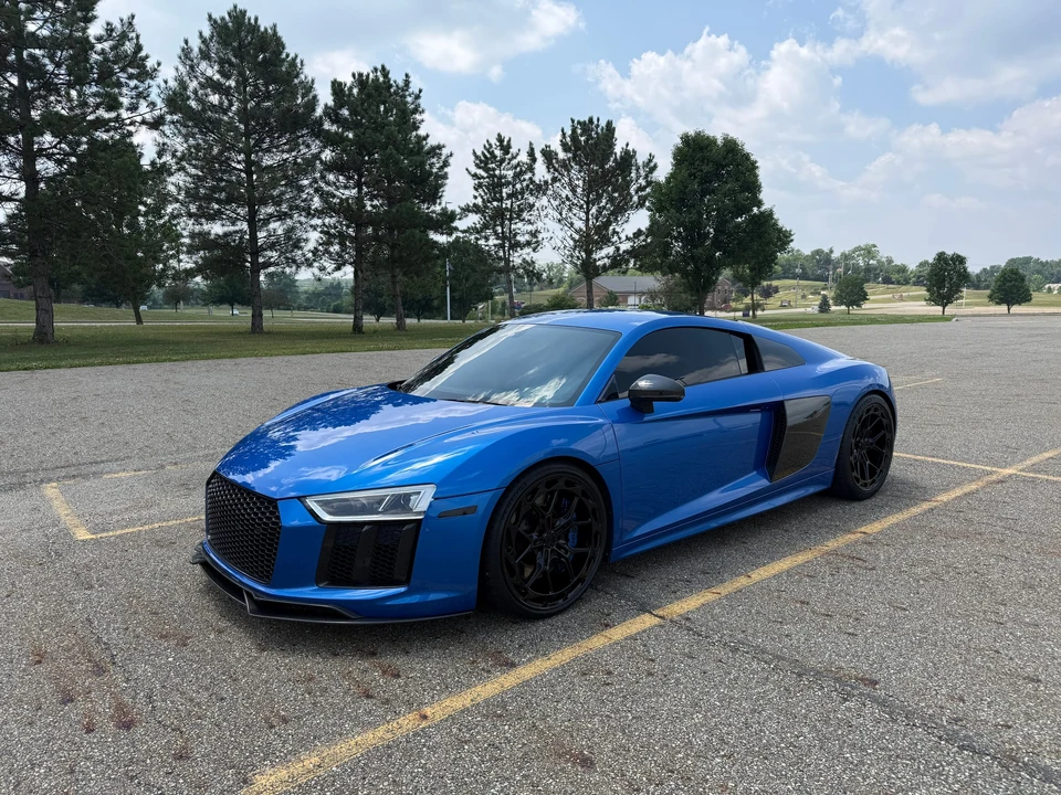 2018 Audi 4S R8 - Image 2 of 31