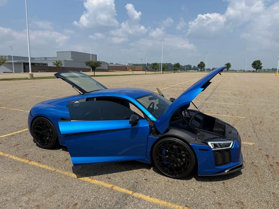 2018 Audi 4S R8 - Image 14 of 31