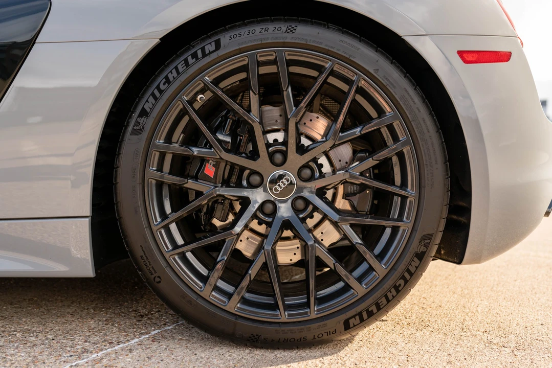 2018 Audi 4S R8 - Image 29 of 31