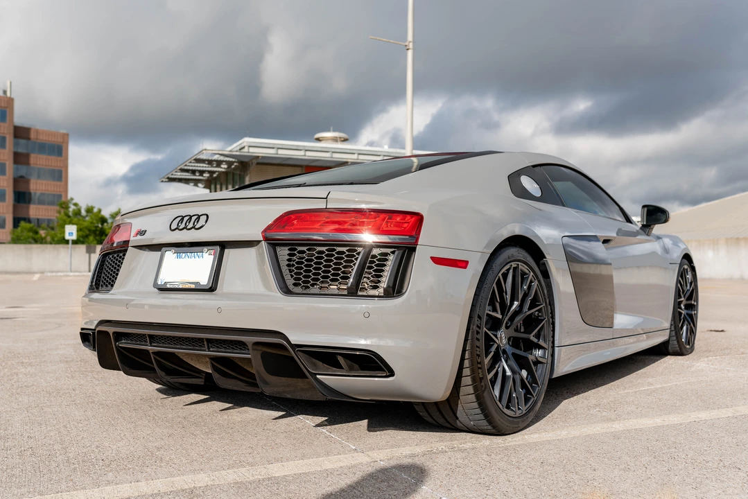 2018 Audi 4S R8 - Image 14 of 31