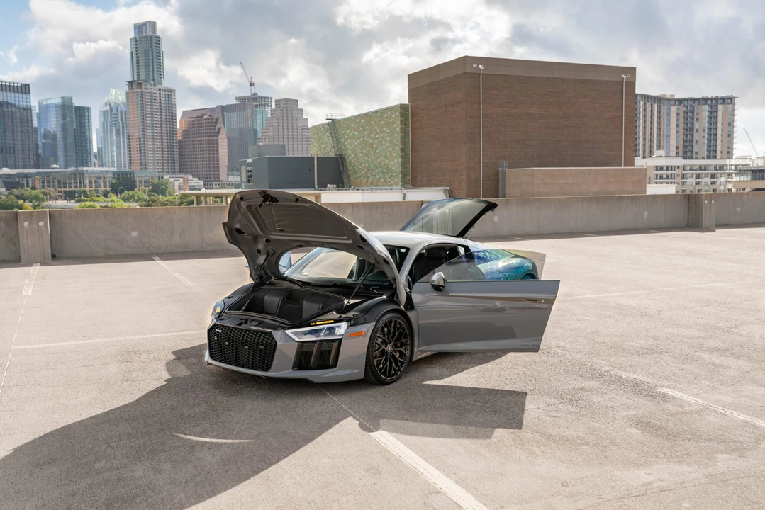 2018 Audi 4S R8 - Image 9 of 31