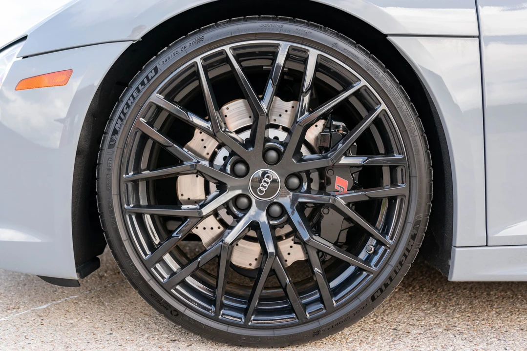 2018 Audi 4S R8 - Image 28 of 31