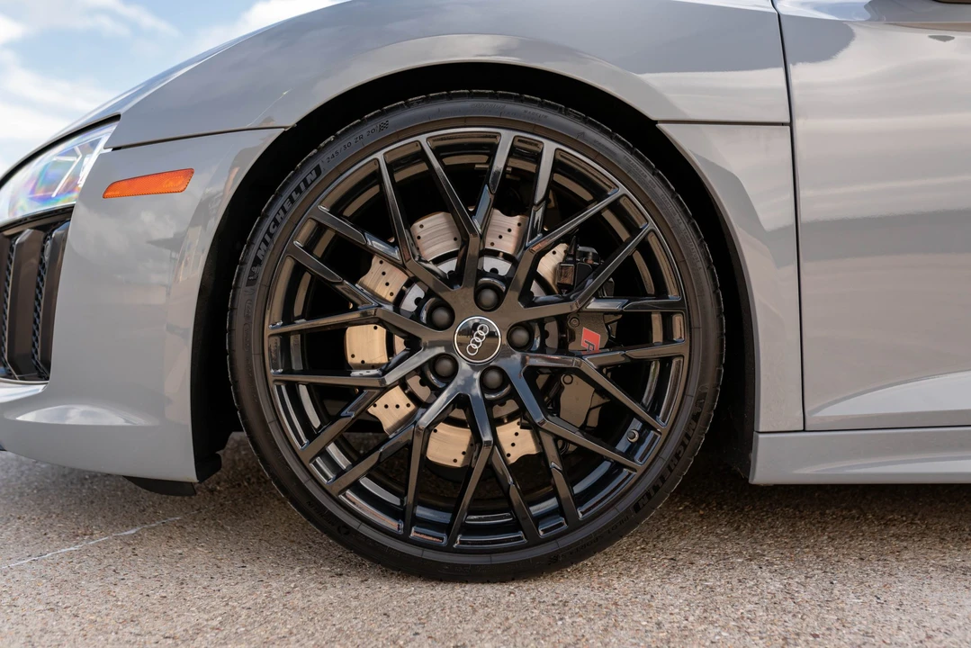 2018 Audi 4S R8 - Image 27 of 31
