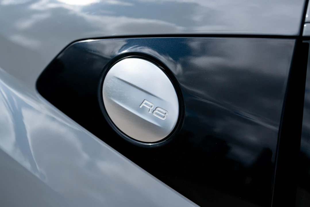 2018 Audi 4S R8 - Image 18 of 31