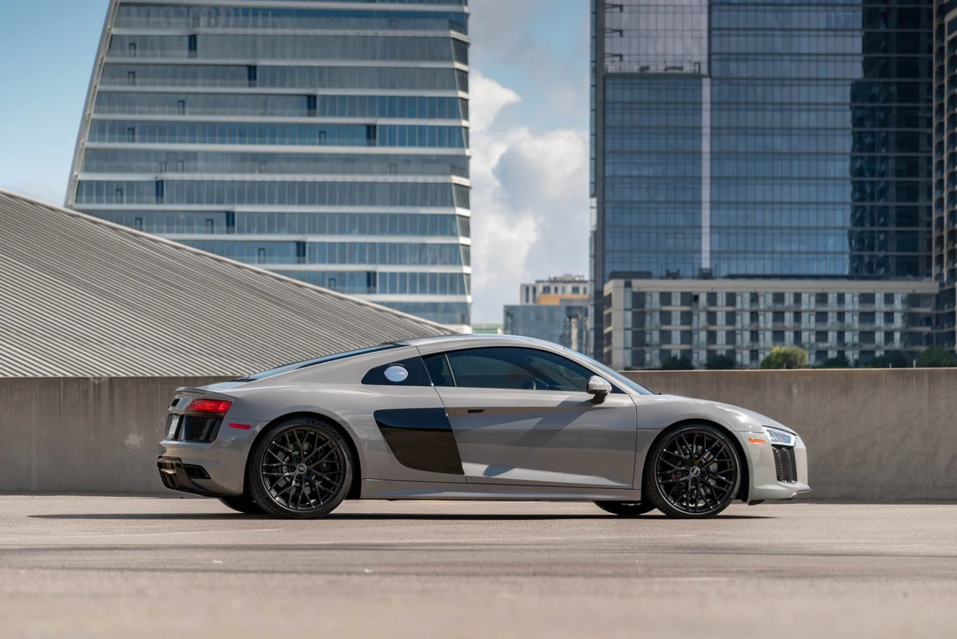 2018 Audi 4S R8 - Image 12 of 31