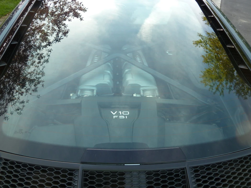 2018 Audi 4S R8 - Image 19 of 31