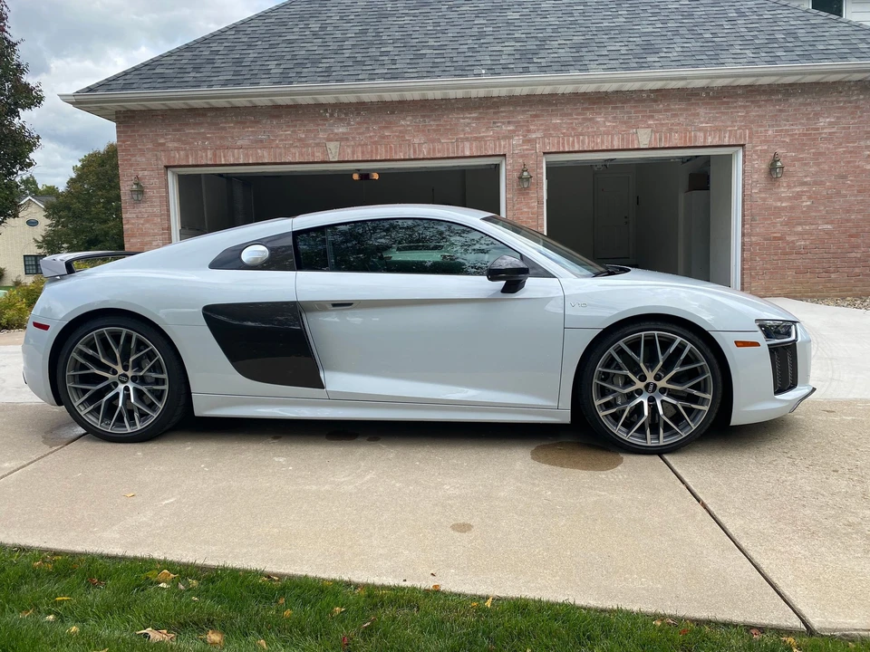 2018 Audi 4S R8 - Image 6 of 20