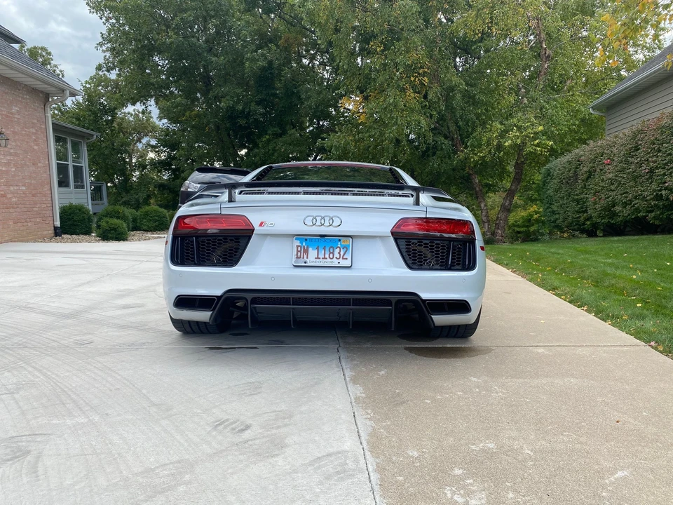 2018 Audi 4S R8 - Image 8 of 20