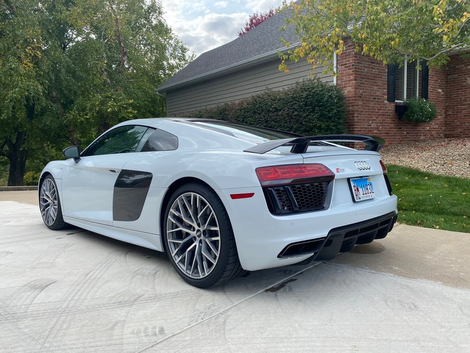 2018 Audi 4S R8 - Image 10 of 20