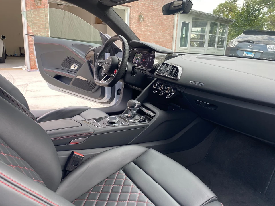 2018 Audi 4S R8 - Image 15 of 20