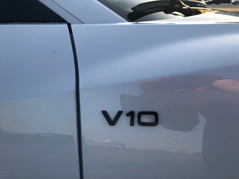 2018 Audi 4S R8 - Image 13 of 30