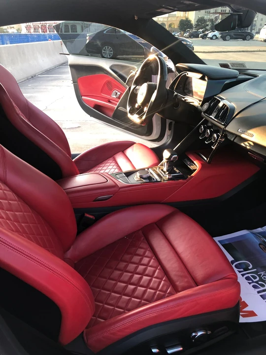 2018 Audi 4S R8 - Image 8 of 30