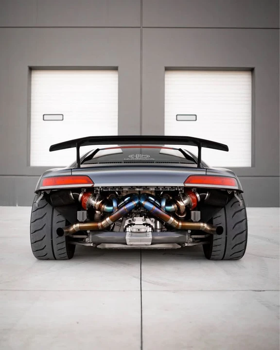2018 Audi 4S R8 - Image 7 of 8