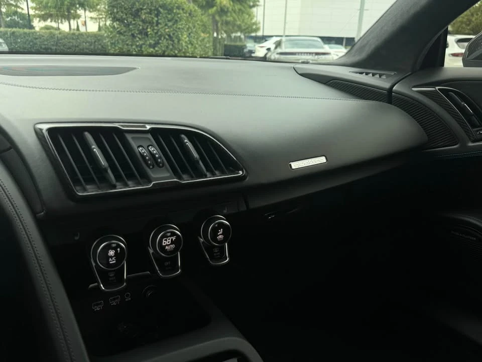 2018 Audi 4S R8 - Image 11 of 14