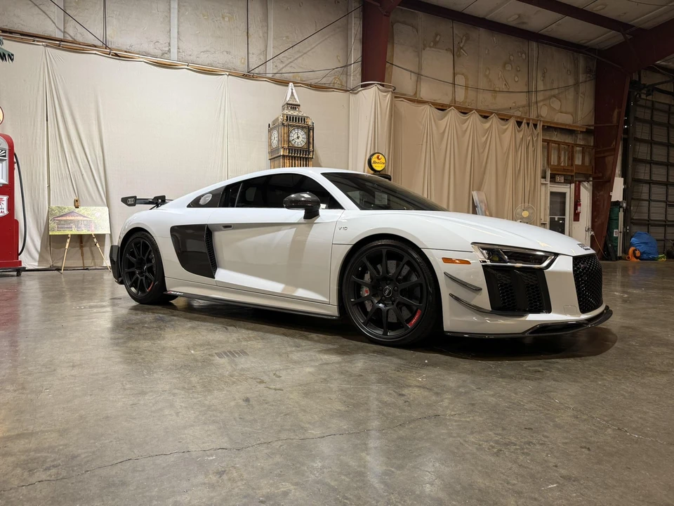 2018 Audi 4S R8 - Image 29 of 31