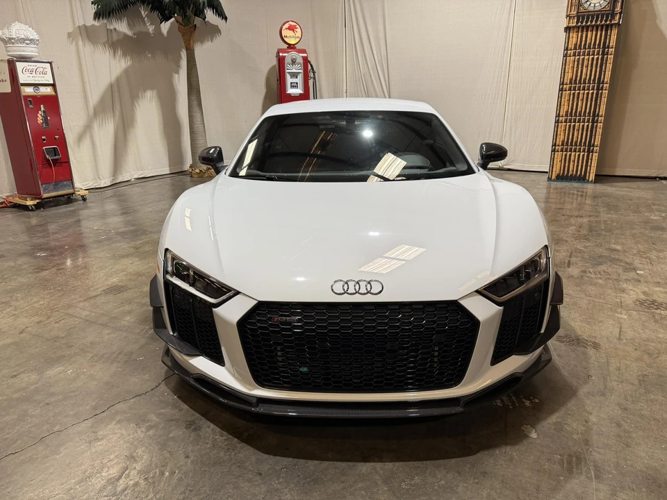 2018 Audi 4S R8 - Image 26 of 31