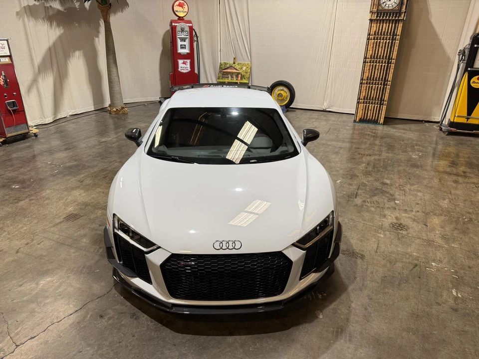 2018 Audi 4S R8 - Image 25 of 31