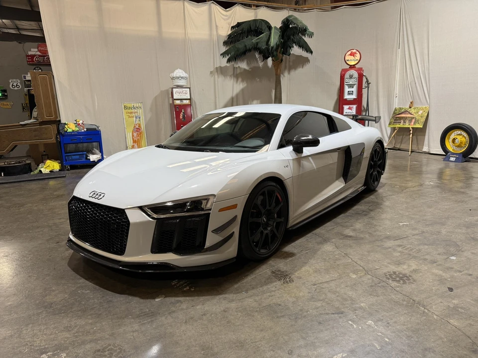 2018 Audi 4S R8 - Image 21 of 31
