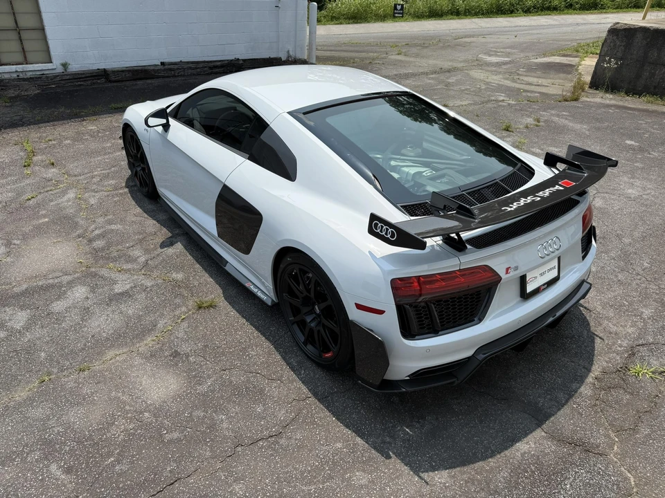 2018 Audi 4S R8 - Image 18 of 31