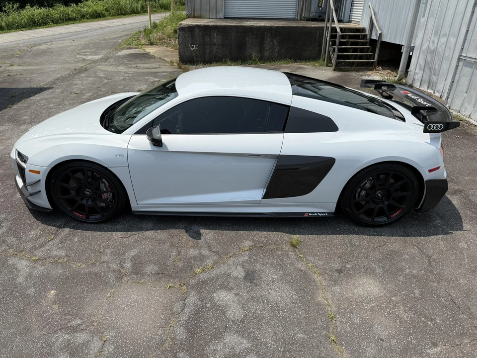 2018 Audi 4S R8 - Image 20 of 31