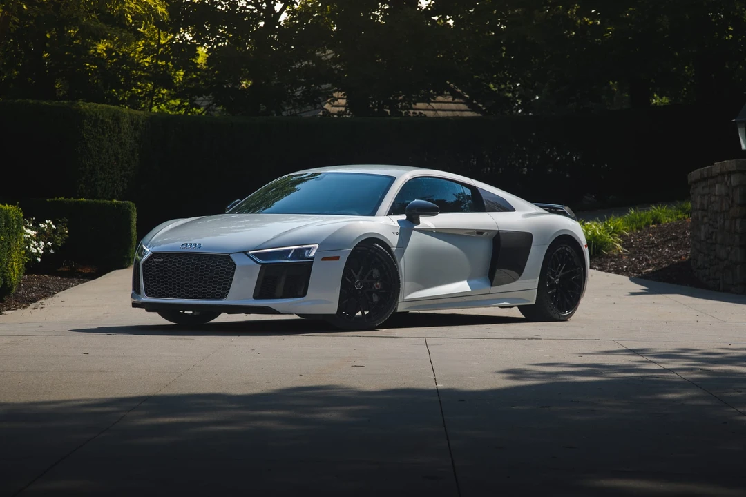 2018 Audi 4S R8 - Image 3 of 31